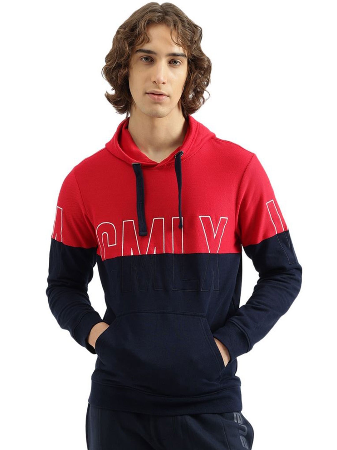 

United Colors of Benetton Men Colourblocked Hood Cotton Pullover Sweatshirt, Red