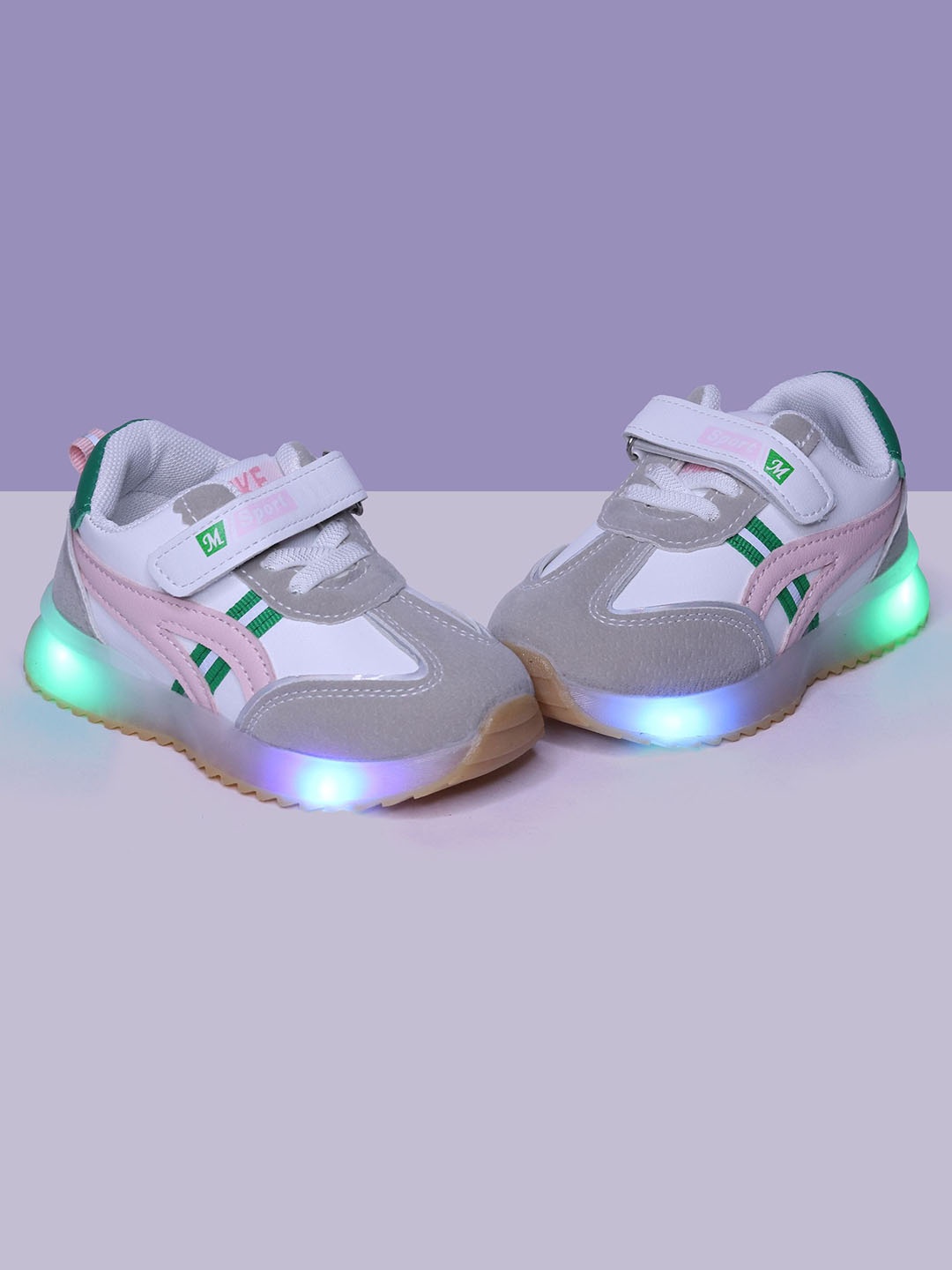 

FEETWELL SHOES Unisex Kids LED Sneakers, White