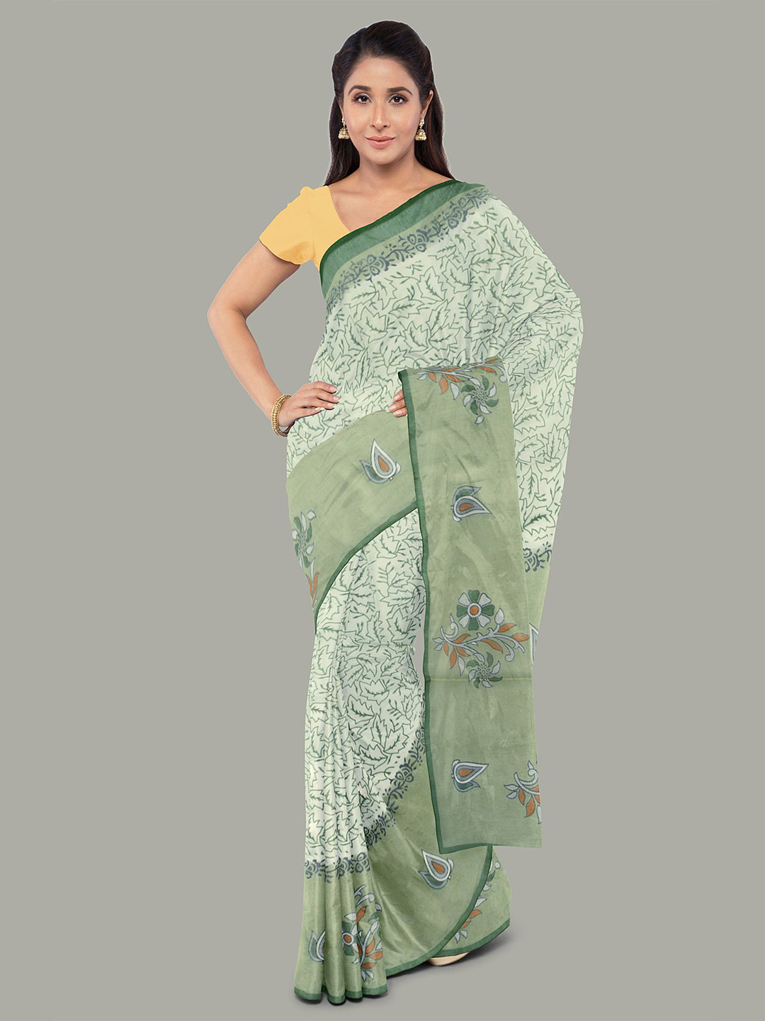 

The Chennai Silks Floral Pure Cotton Gadwal Saree, Green