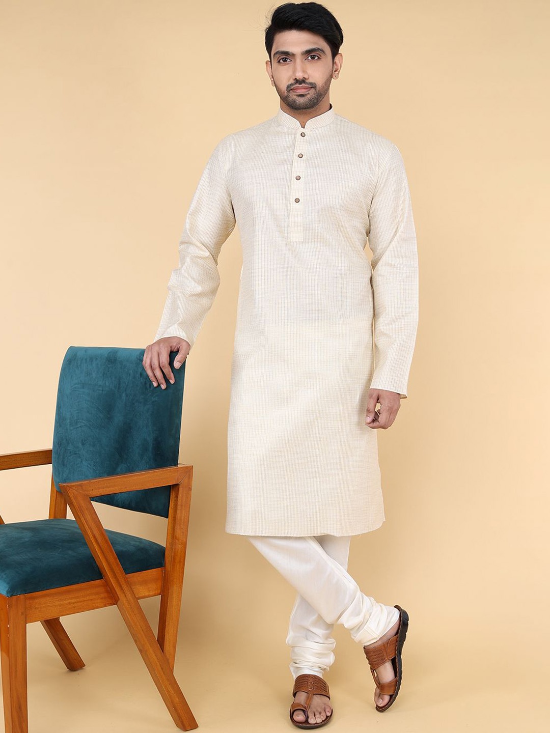 

ZOIS Striped Mandarin Collar Pure Cotton Kurta With Churidar, Cream