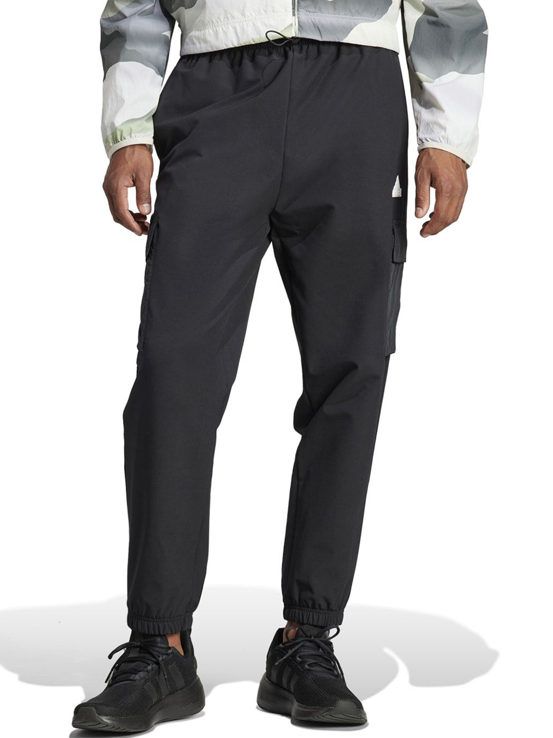 

ADIDAS Men M CE PR Carg PT Solid Jogger, Black