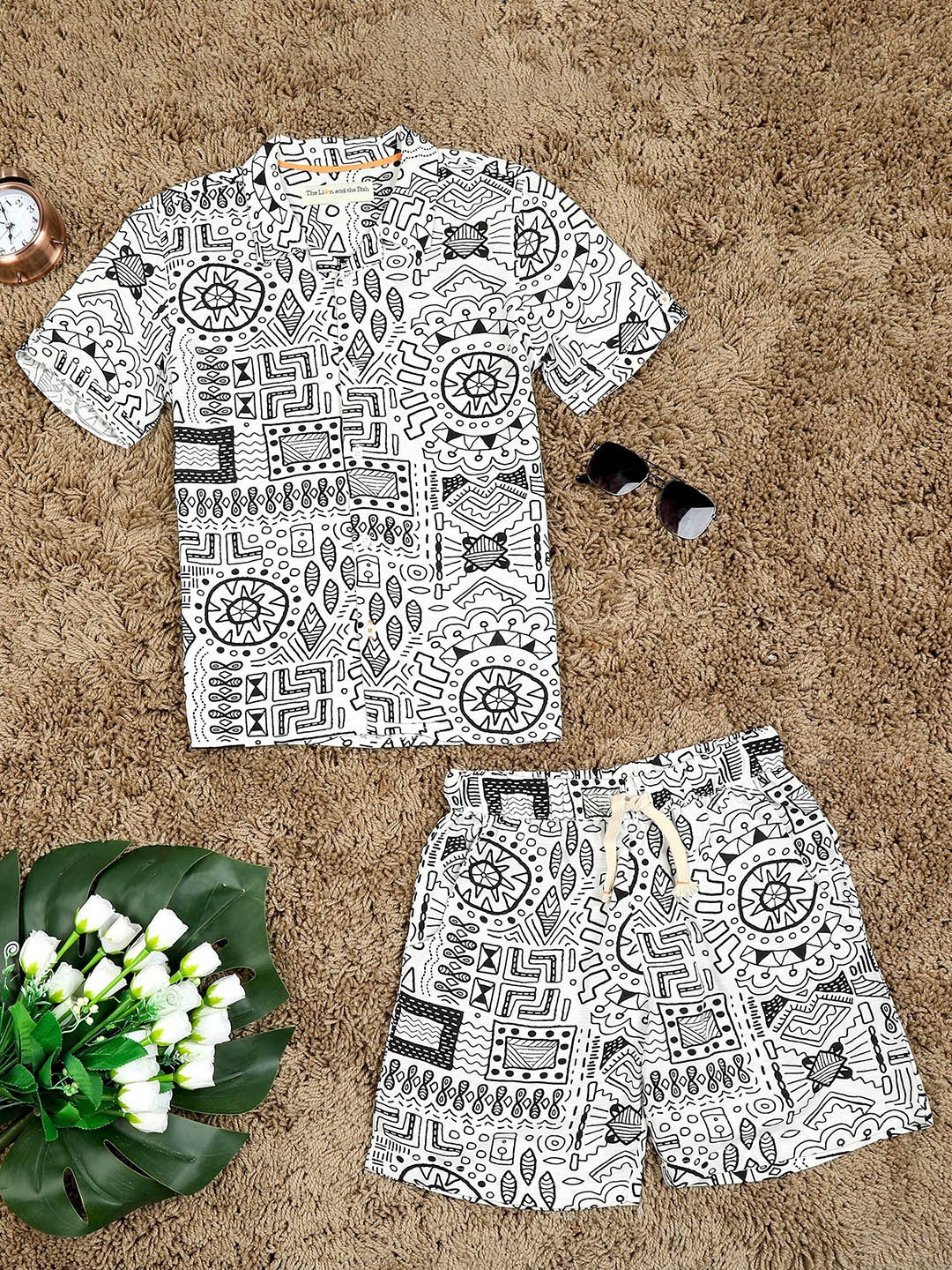 

The Lion and The Fish Boys Geometric Printed Shirt With Shorts, White