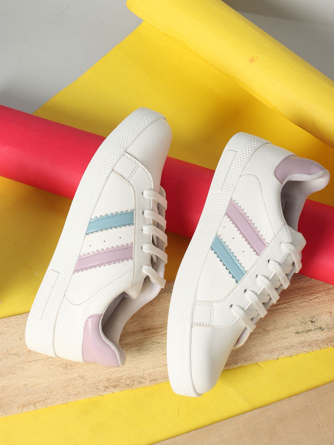 

The Roadster Lifestyle Co Women Lace-Up Sneakers, White