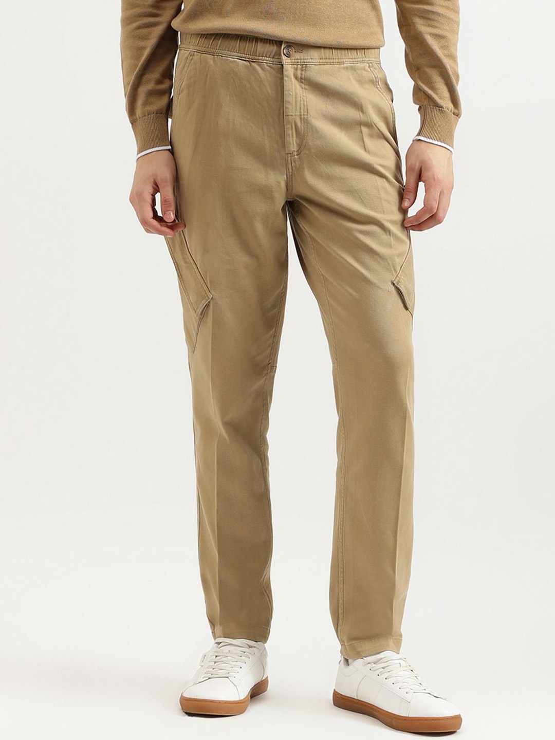 

United Colors of Benetton Men Mid-Rise Cargo Trousers, Khaki