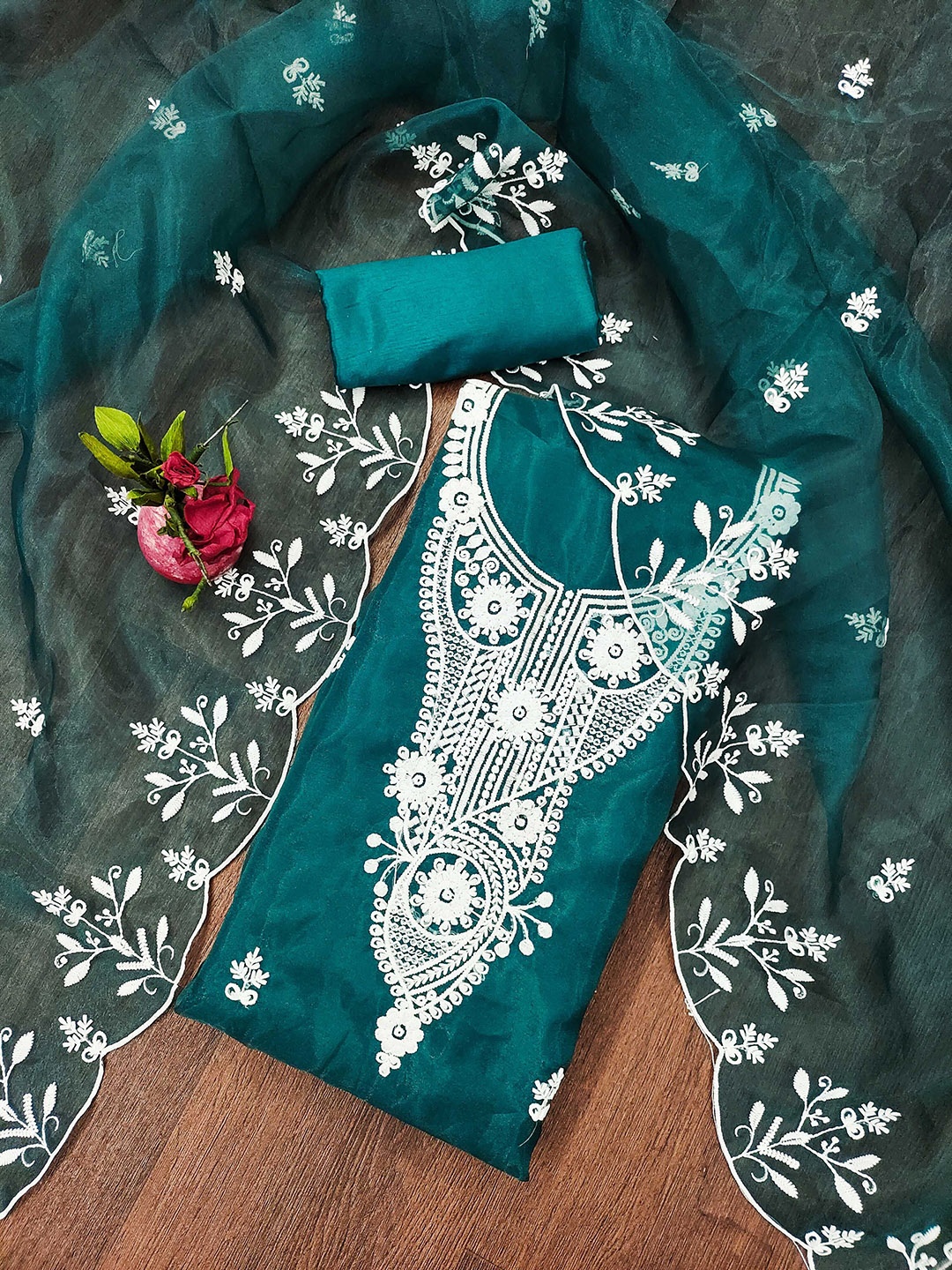 

Maroosh Ethnic Motifs Embroidered Thread Work Organza Unstitched Dress Material, Sea green