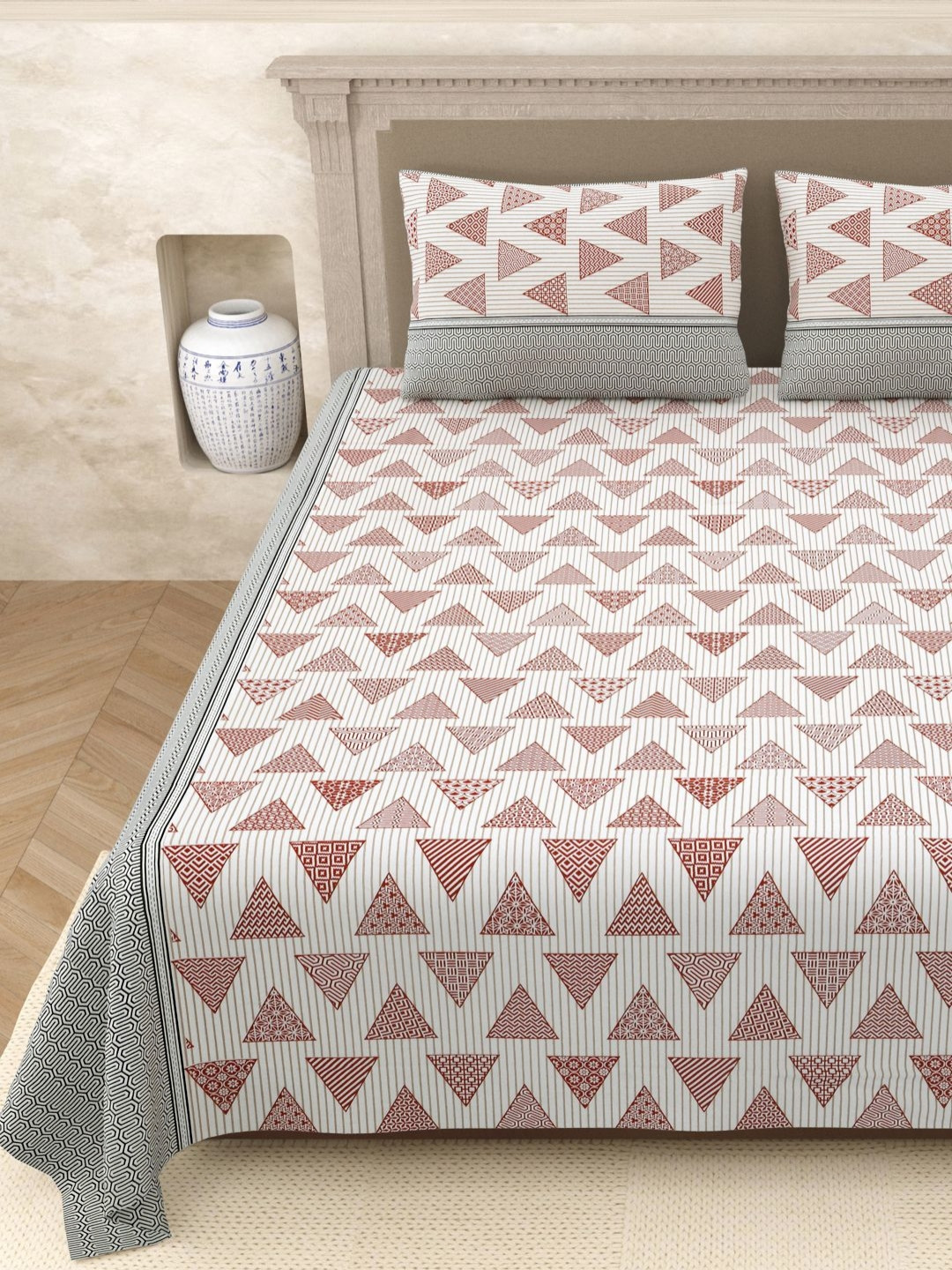 

Aura Elegant White Geometric Jaipuri Print Pure Cotton 210 TC Queen Bedsheet Set
