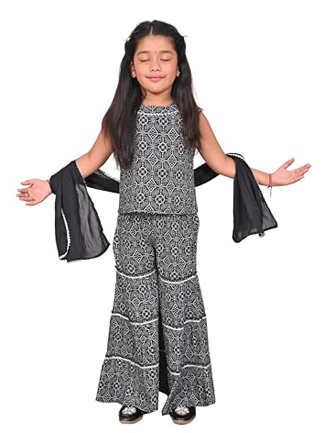 

Cloth Bites Girls Printed Regular Gotta Patti Kurti with Sharara & With Dupatta, Black