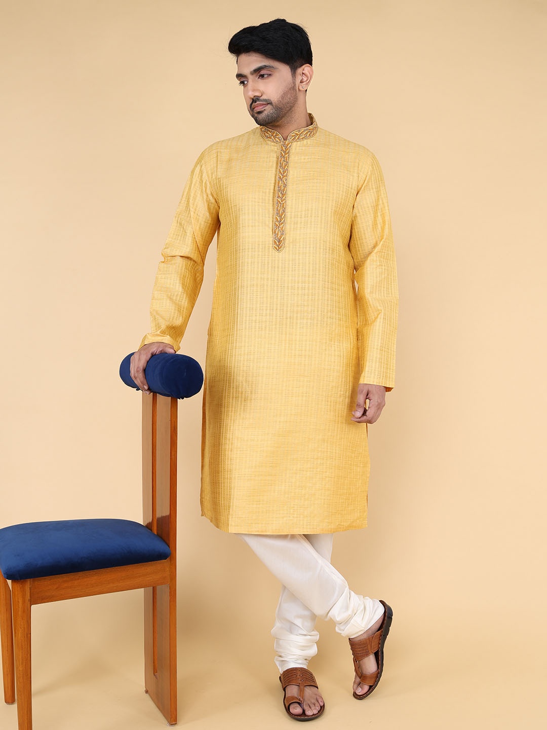 

ZOIS Striped Khadi Cotton Mandarin Collar Straight Kurta, Mustard