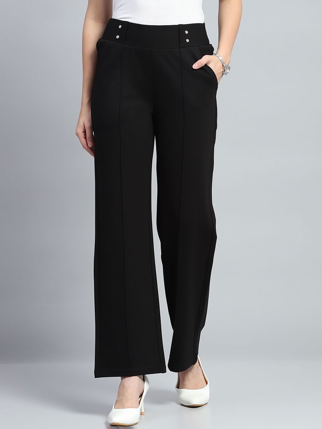 

Monte Carlo Women Solid Low-Rise Trousers, Black