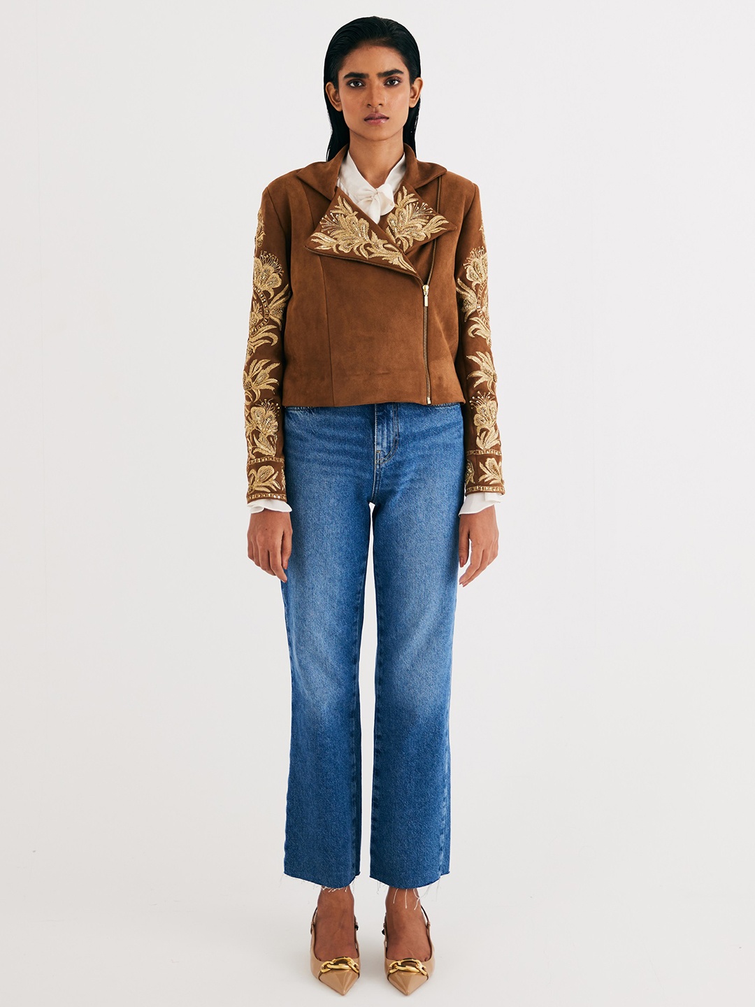 

BETRUE Women Floral Embroidered Suede Biker Jacket, Brown