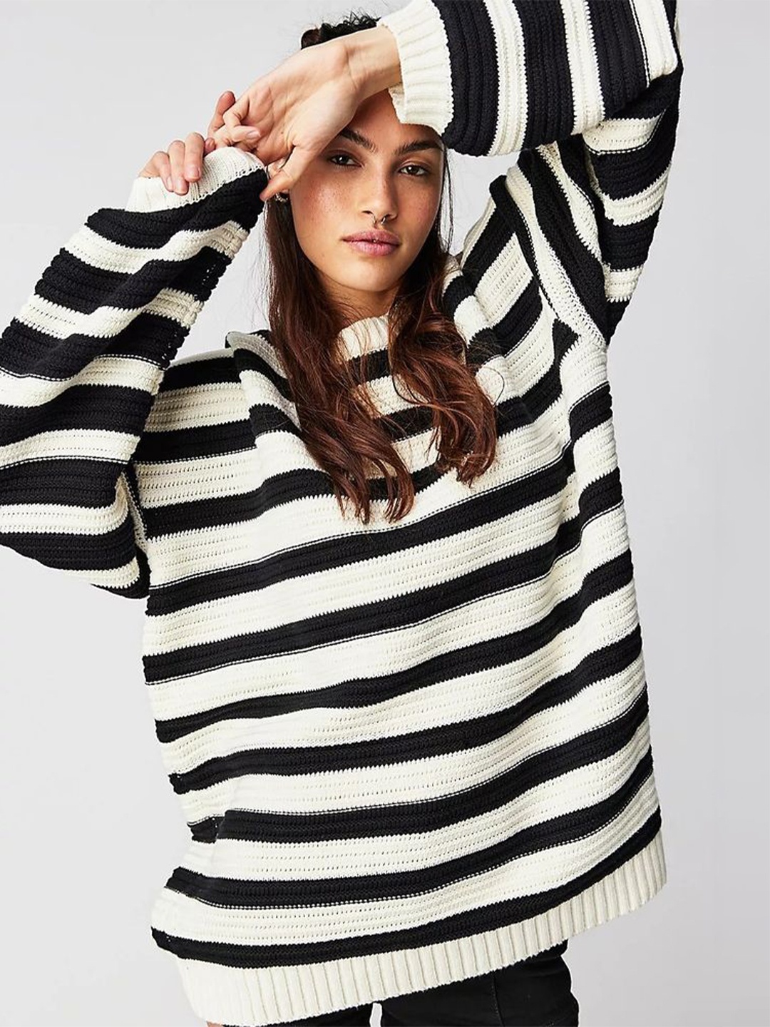 

LULU & SKY Women Striped Round Neck Pullover Sweater, White