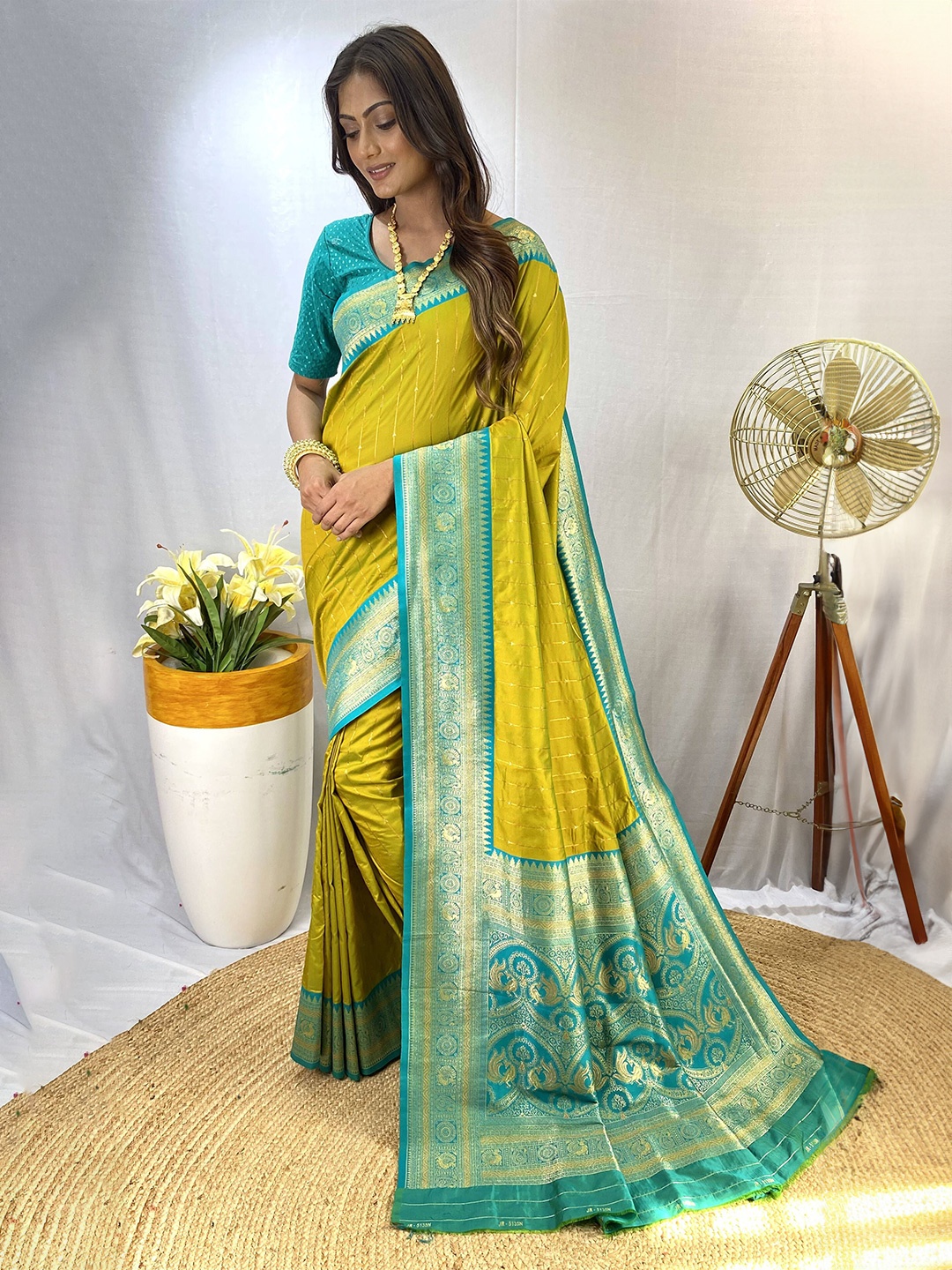 

DEVATITHI Striped Woven Design Zari Paithani Saree, Lime green