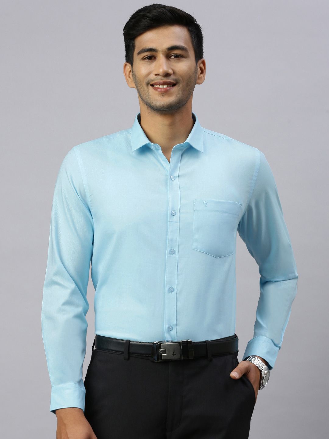 

Ramraj Men Spread Collar Solid Cotton Formal Shirt, Blue