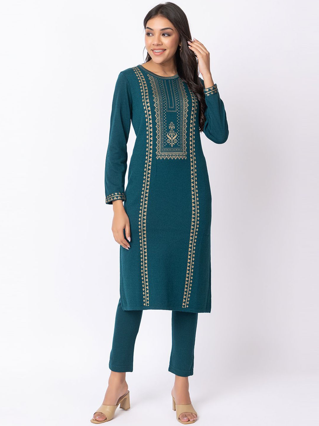 

KEIKO Geometric Woven Design Round Neck Jacquard Straight Kurta, Teal