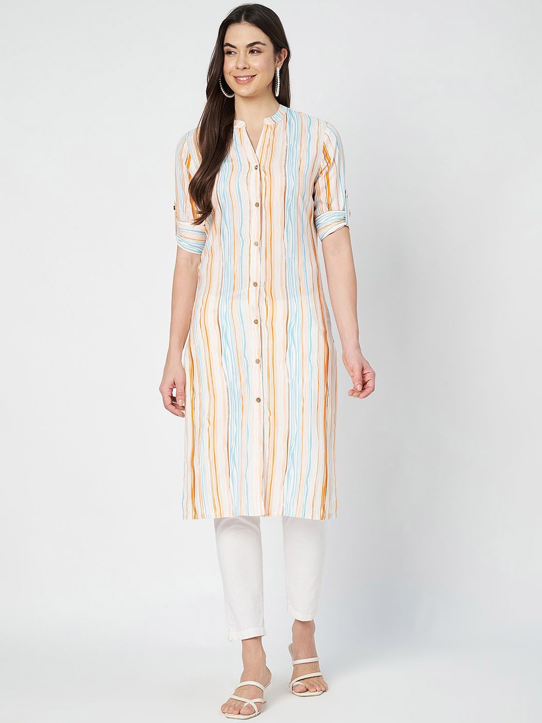 

Yaadleen Striped Mandarin Collar Short Sleeves Regular Pure Cotton Straight Kurta, Blue