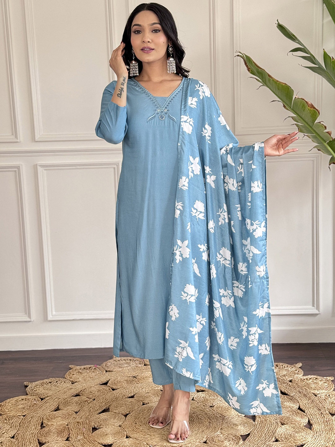 

KALINI Floral Yoke Design Sequinned V-Neck Chanderi Silk Kurta With Trouser & Dupatta, Blue