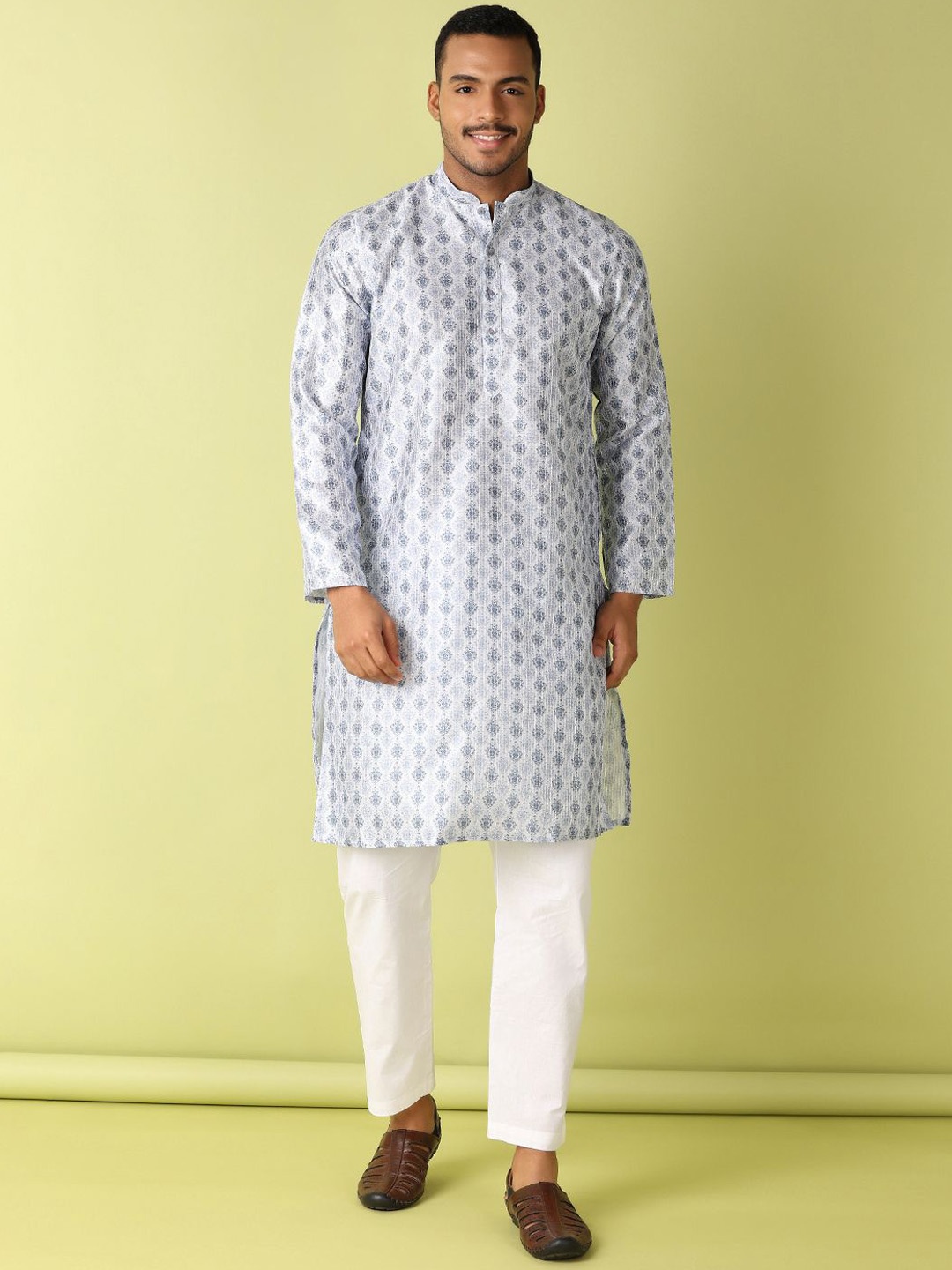 

V-Mart Ethnic Motifs Printed Mandarin Collar Long Sleeves Regular Kurta & Trouser, Blue