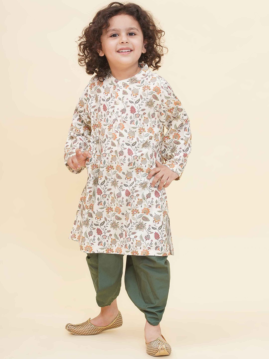 

Sethukrishna Boys Floral Digital Printed Mandarin Collar Straight Kurta with Dhoti Pants, Off white