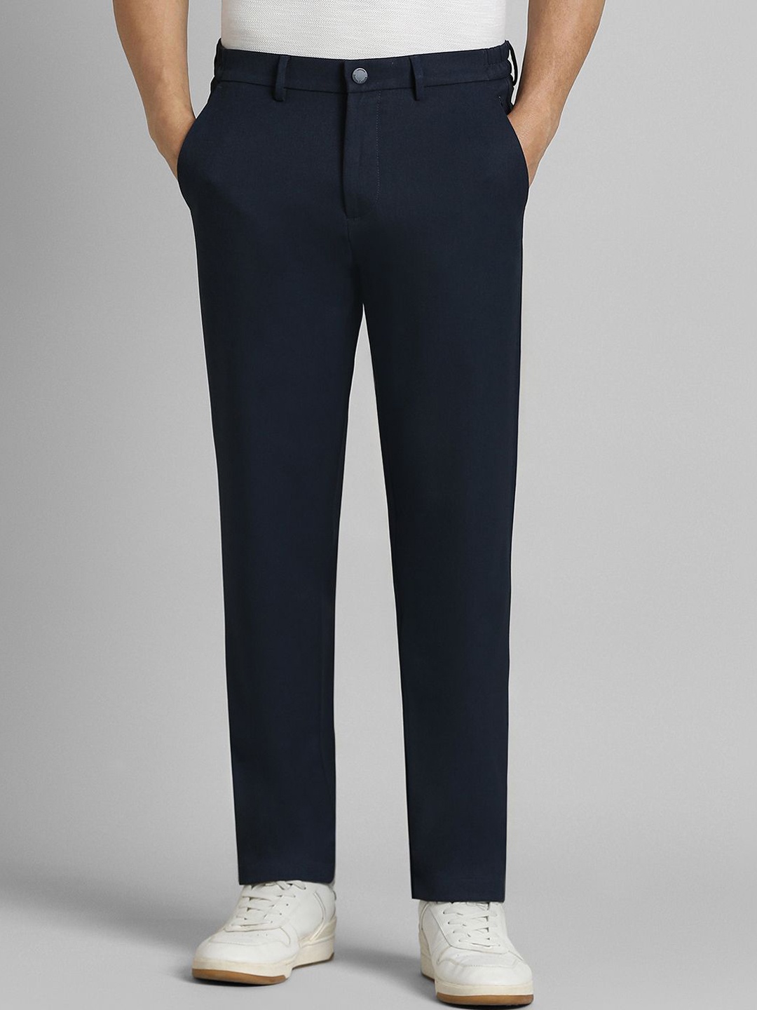 

SIMON CARTER LONDON Men Mid-Rise Trousers, Navy blue