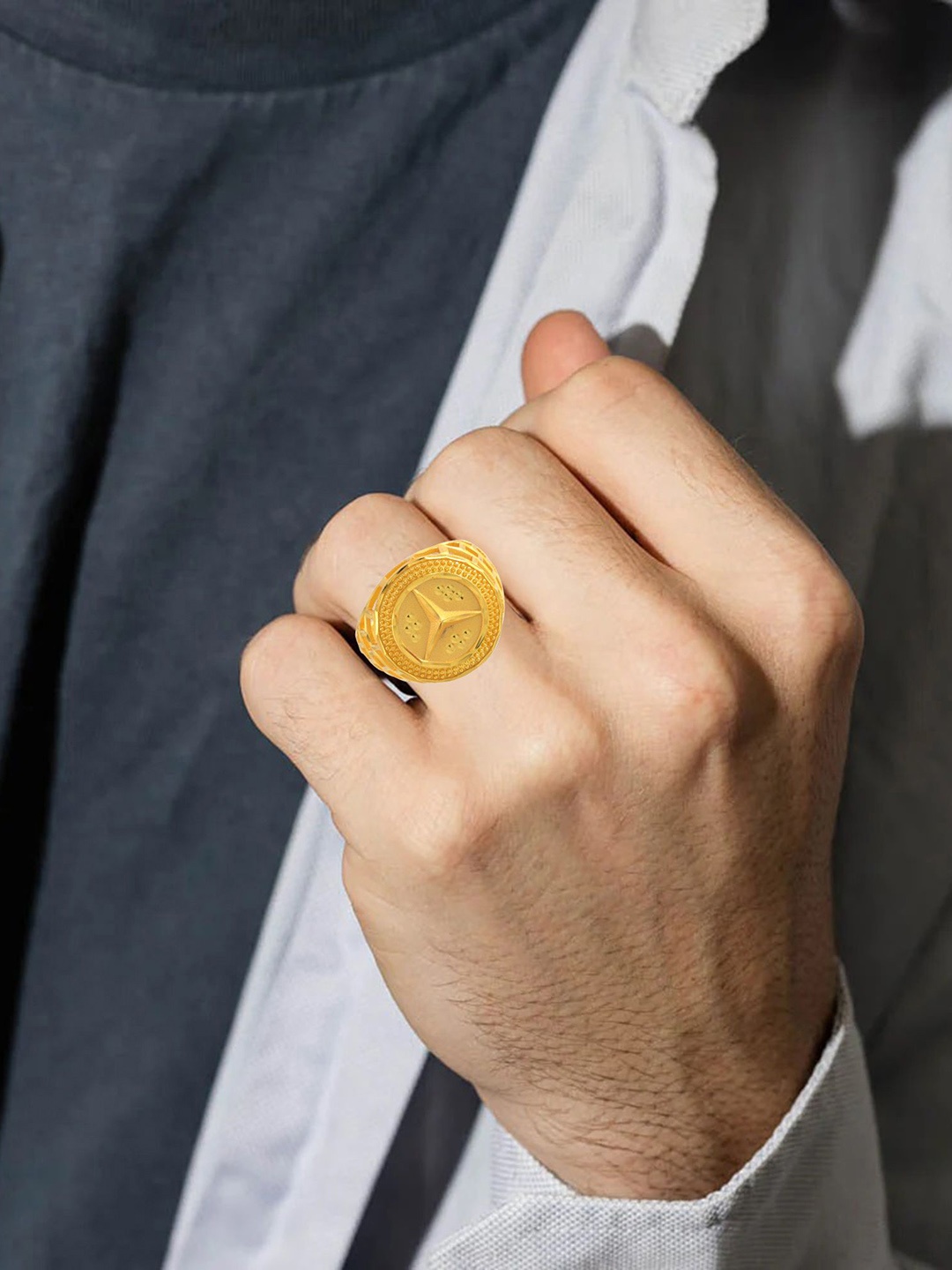 

MEMOIR Gold-Plated Finger Ring