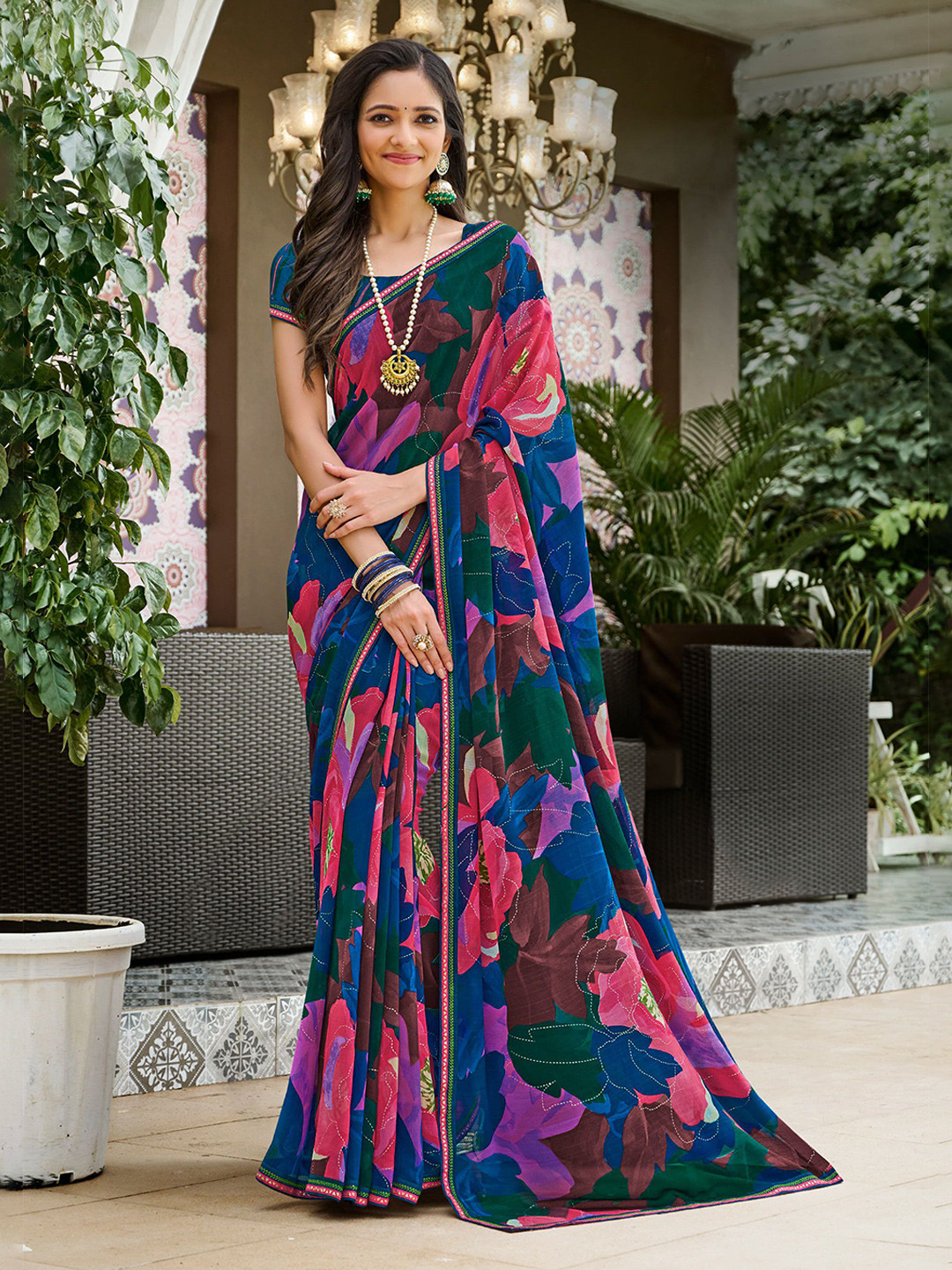 

Laxmipati Abstract Printed Embroidered Saree, Blue