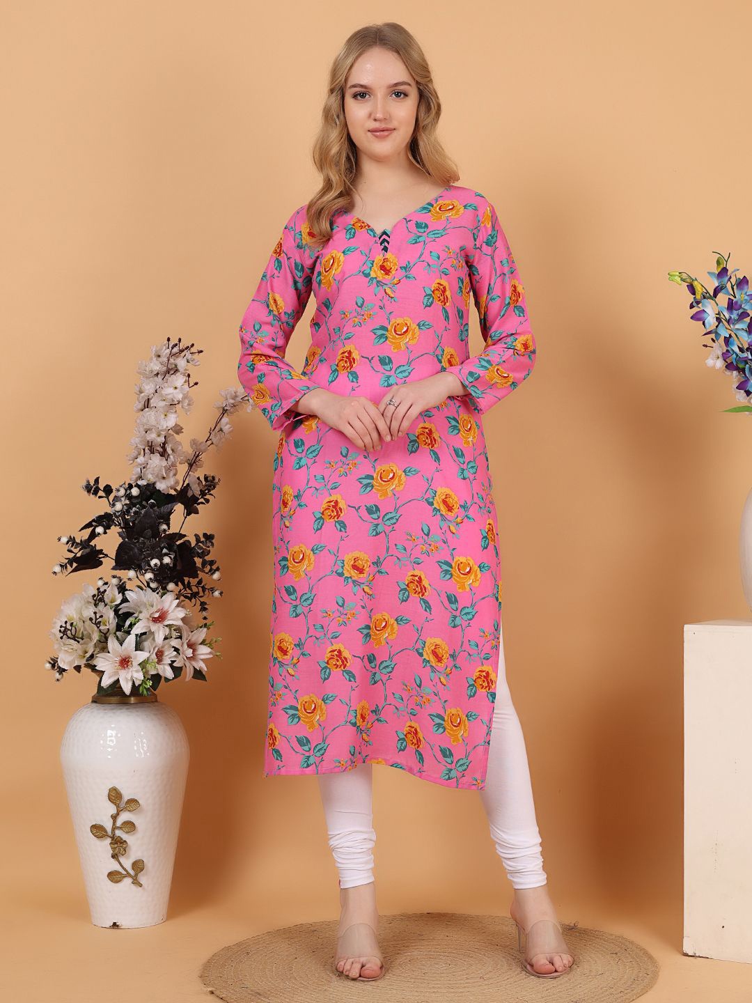 

Tulip Eden Women Floral Printed Cotton V-Neck Kurta, Pink