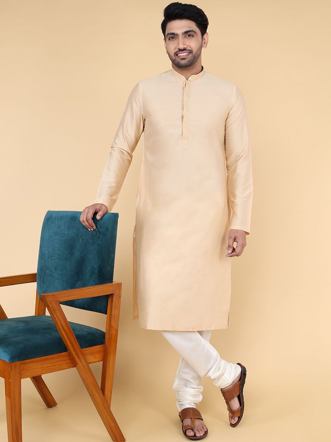 

ZOIS Mandarin Collar Pure Cotton Kurta With Churidar, Gold