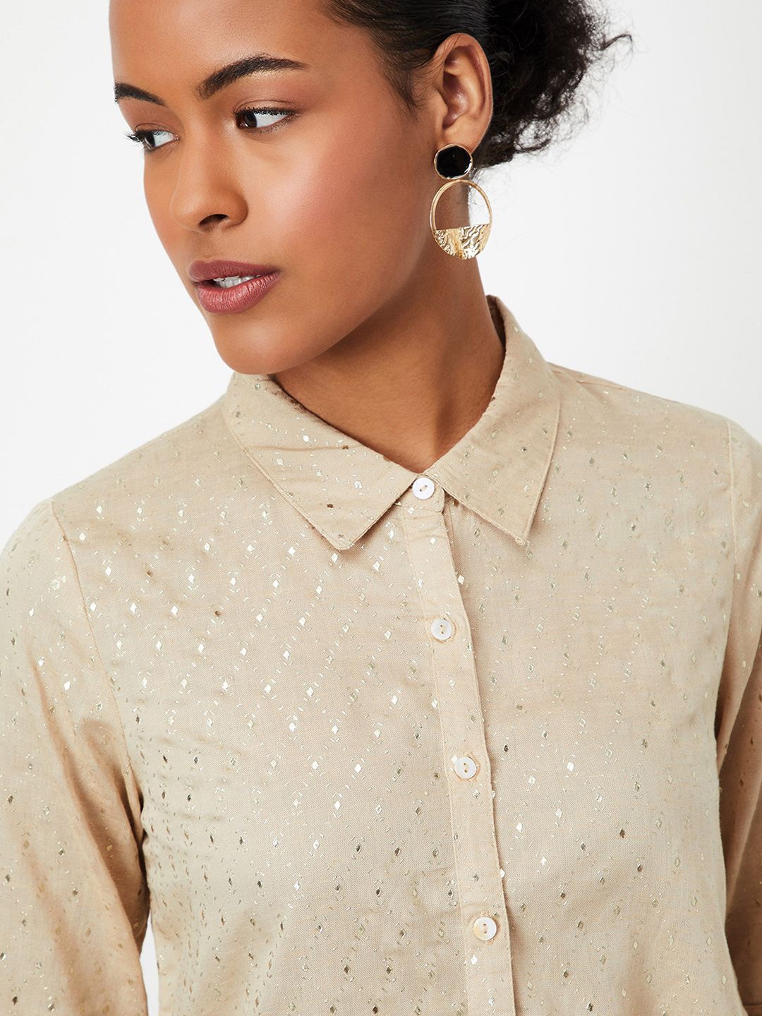 

max Women Embellished Shirt Collar Top, Beige