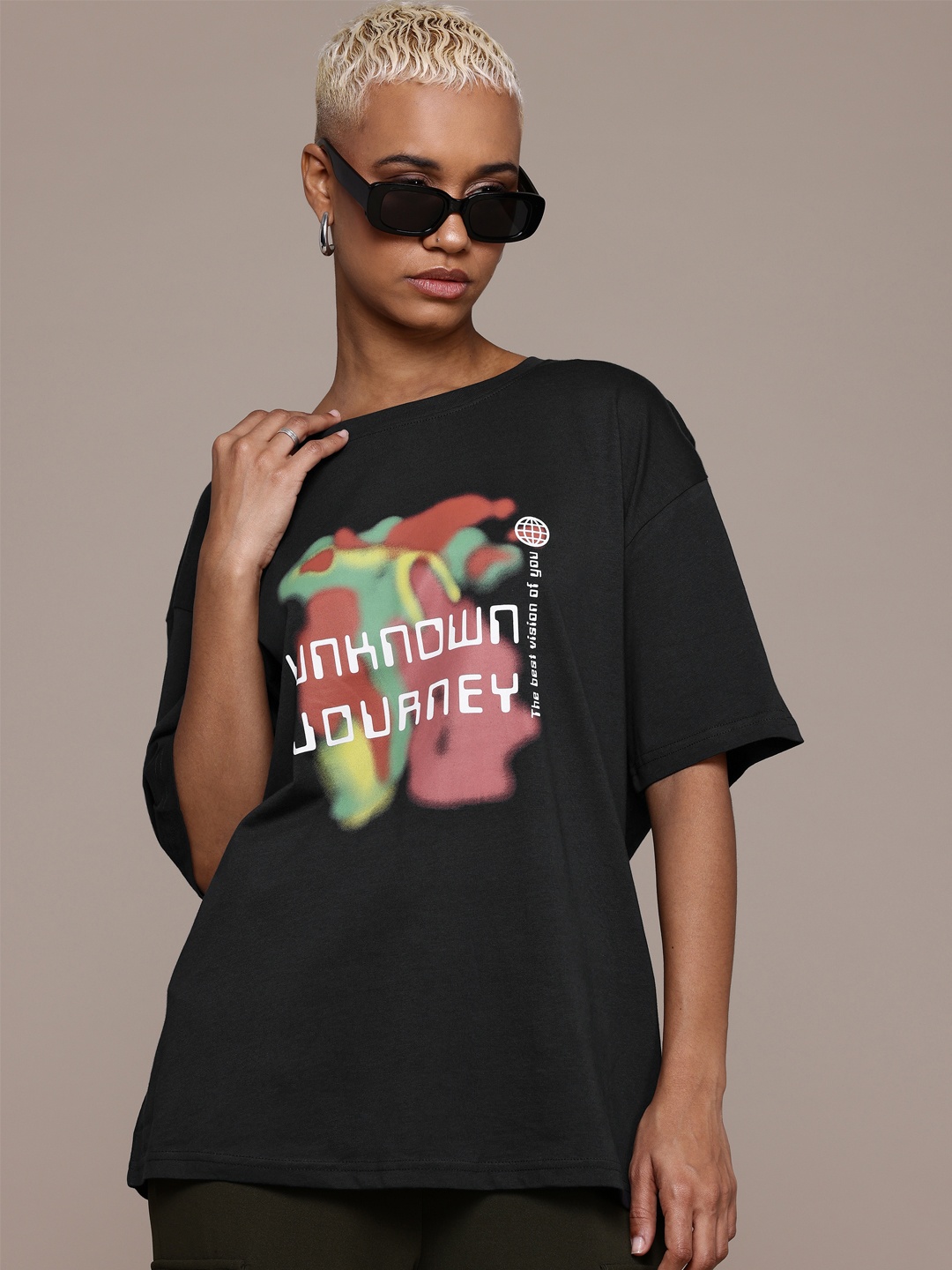 

The Roadster Lifestyle Co Typography Printed Drop-Shoulder Sleeves Pure Cotton T-shirt, Black