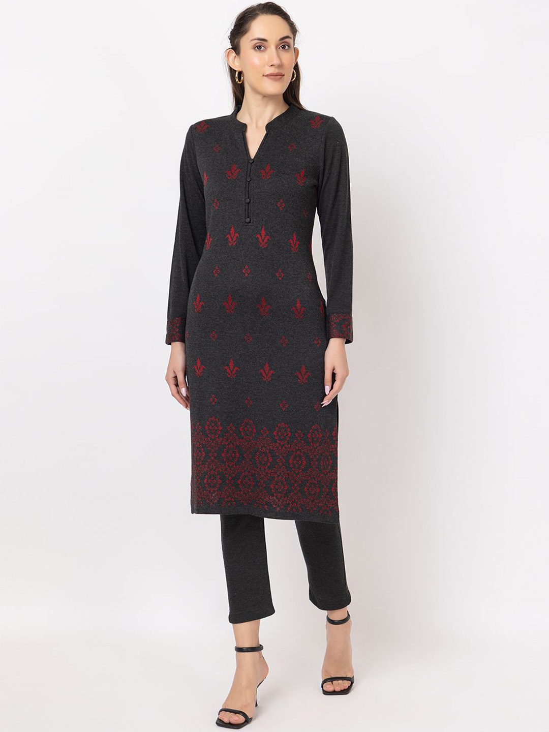 

KEIKO Floral Embroidered Thread Work Mandarin Collar Straight Kurta, Charcoal