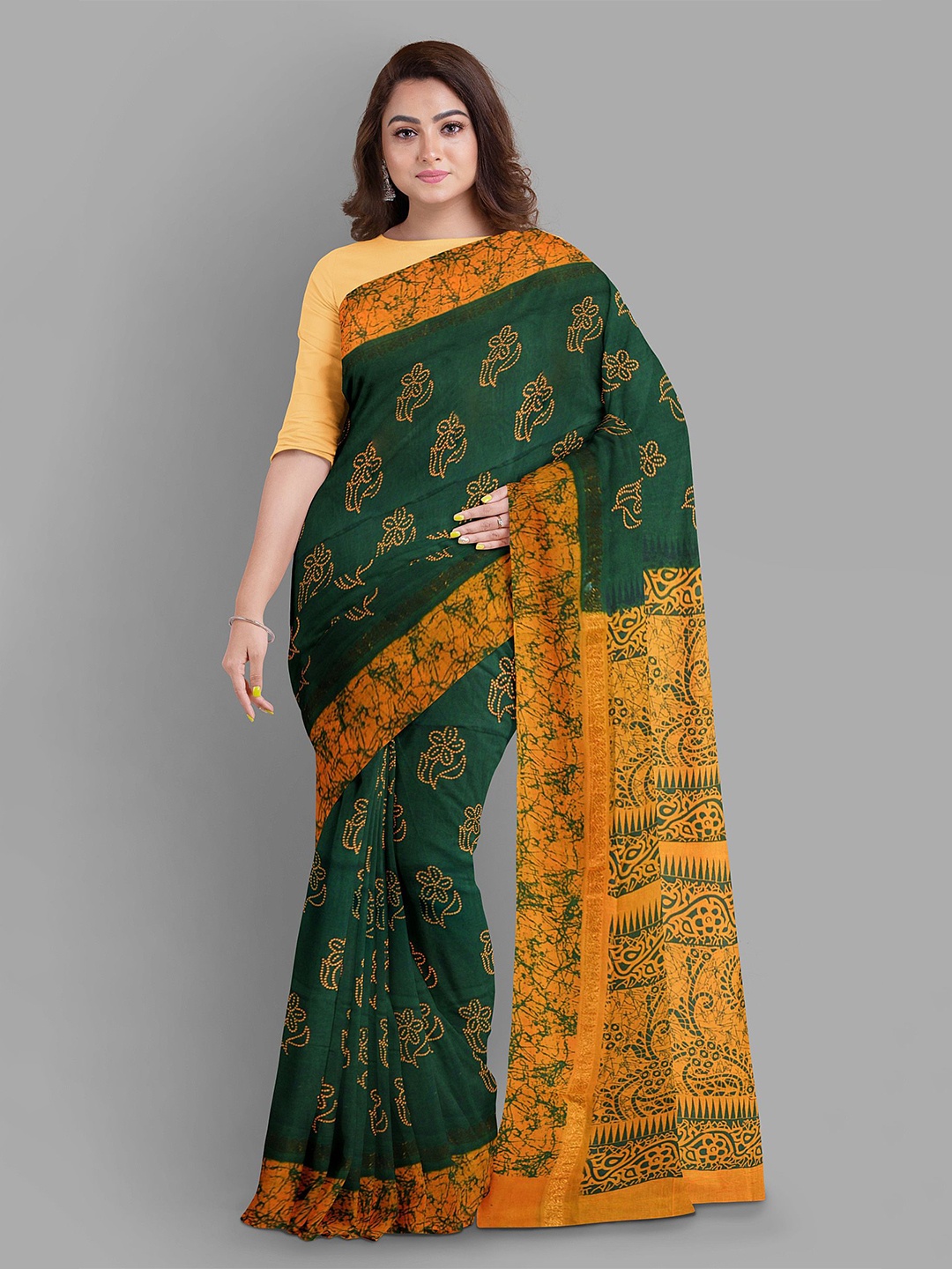 

The Chennai Silks Floral Pure Cotton Sungudi Saree, Green