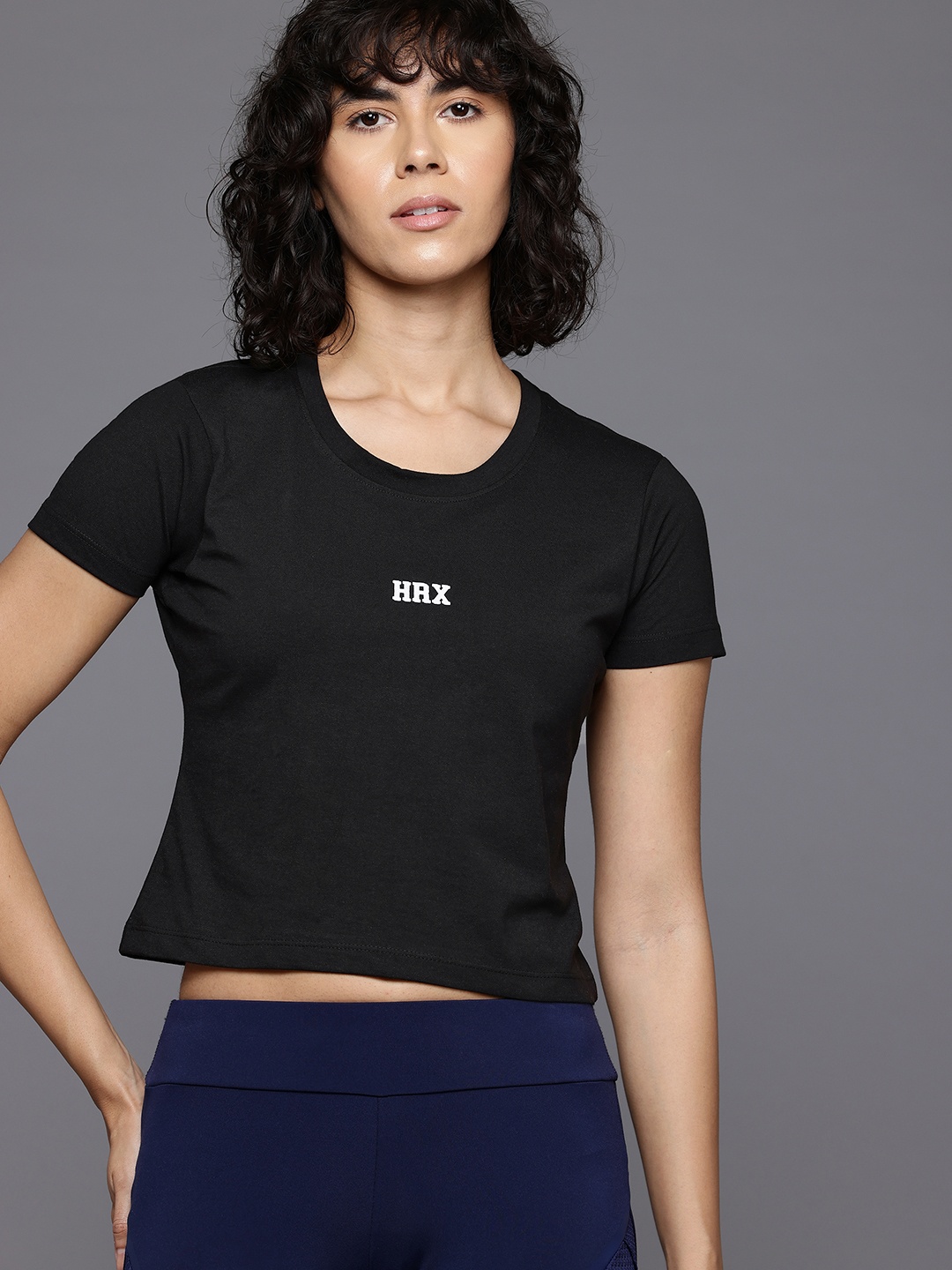 

HRX by Hrithik Roshan Slim Fit Casual T-shirt, Black