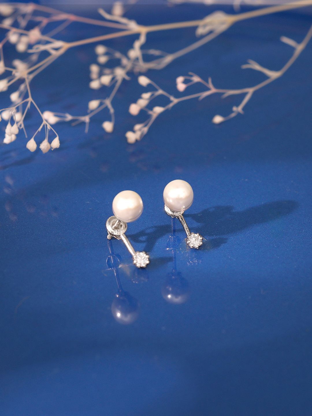 

GIVA 925 Sterling Silver Rhodium-Plated Contemporary Studs Earrings