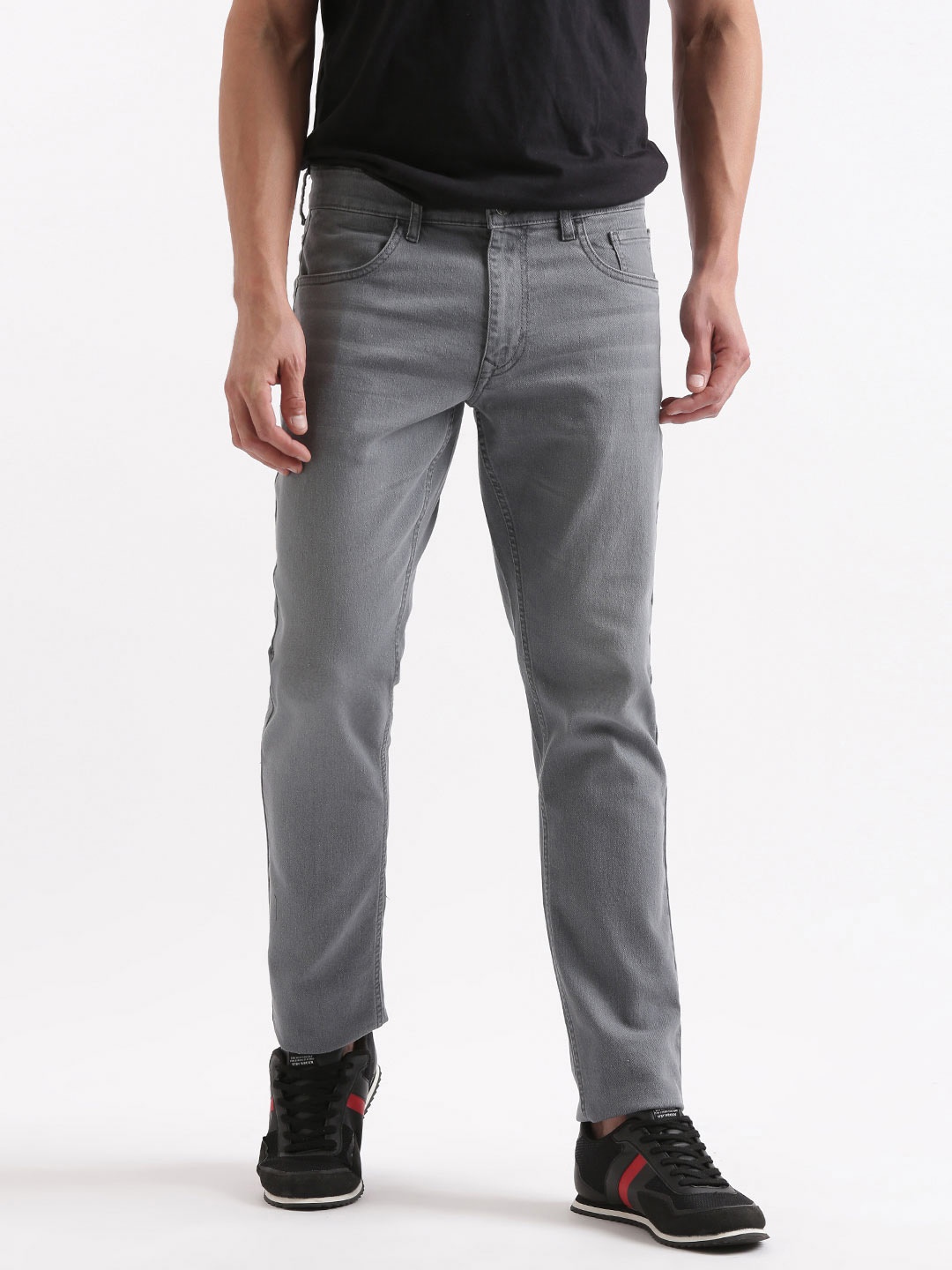 

WROGN Men Classic Low Distress Cotton Heavy Fade Jeans, Grey