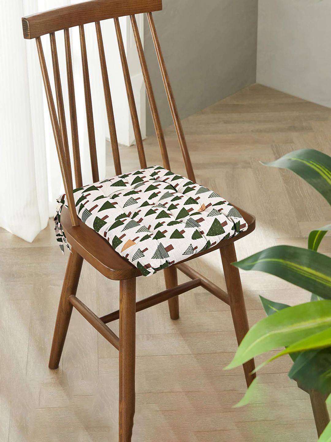 

Kuber Industries Green & White 3 Pieces Printed Cotton Chair Pads