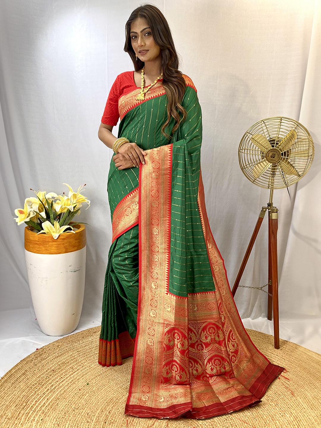 

DEVATITHI Striped Woven Design Zari Paithani Saree, Green