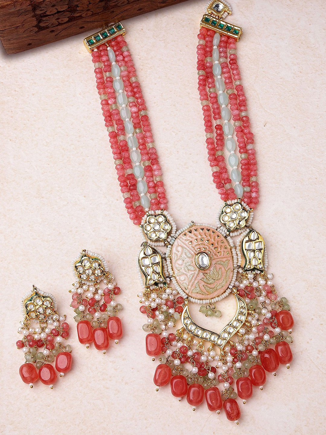 

KARATCART Gold-Plated Crystal Polki Kundan -Studded & Beaded Jewellery Set