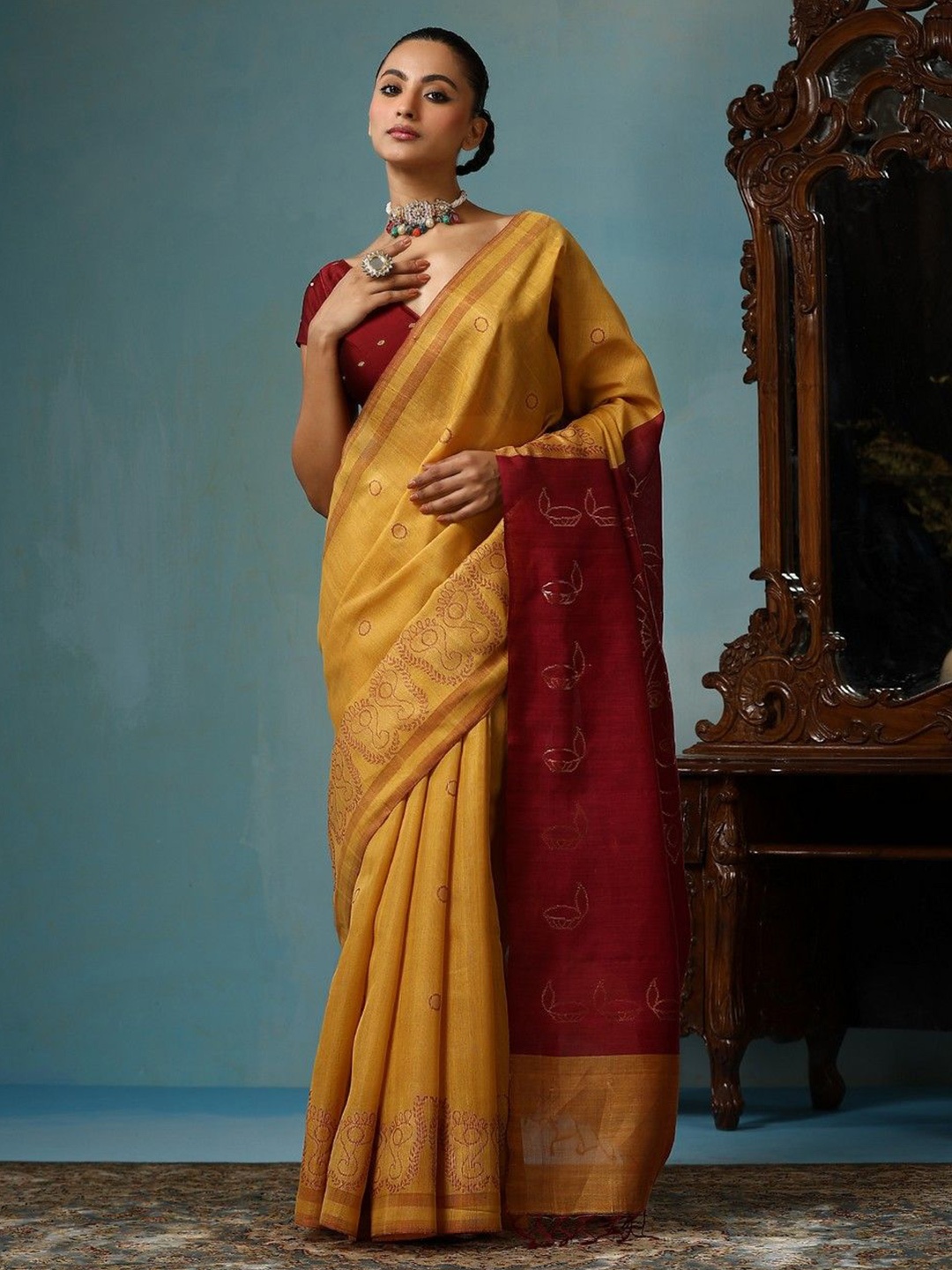 

DUSALA INDIA Woven Design Zari Saree, Mustard