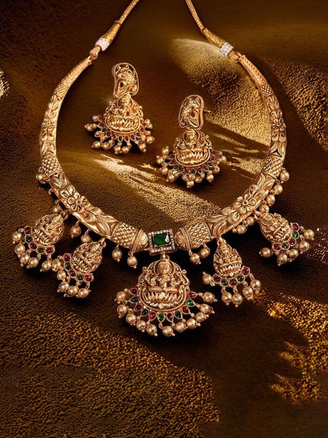 

MANSIYAORANGE 24K Gold-Plated Stone-Studded & Beaded Jewellery Set