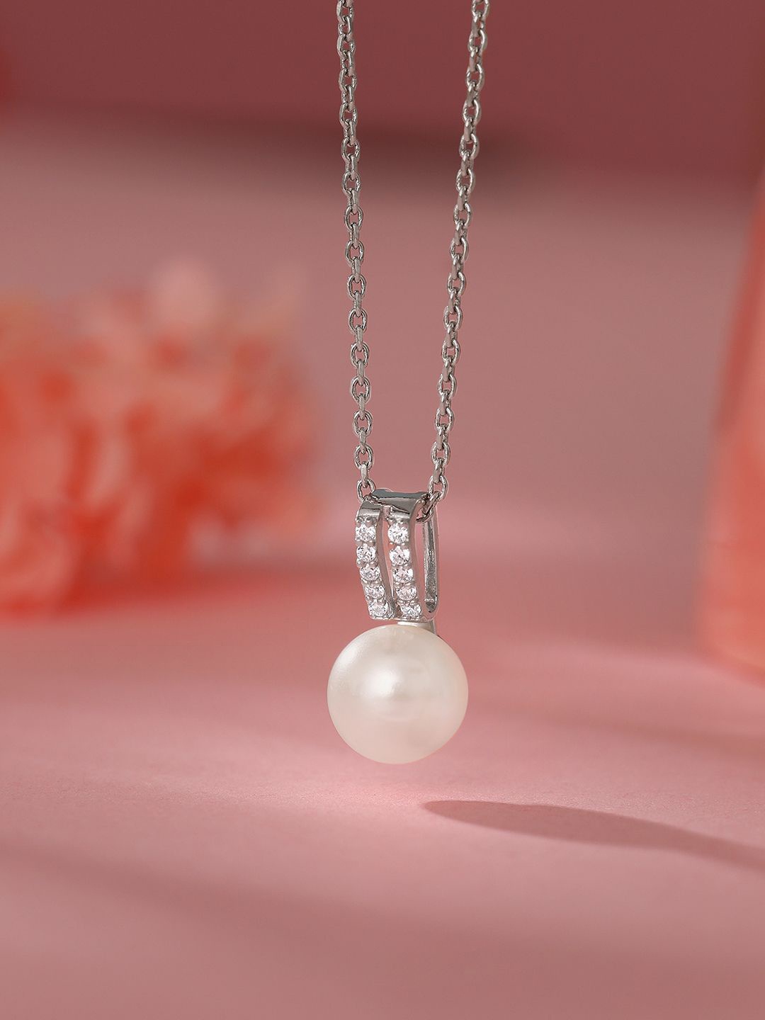 

GIVA 925 Sterling Silver Rhodium-Plated Pearl Beaded Contemporary Pendant with Chain