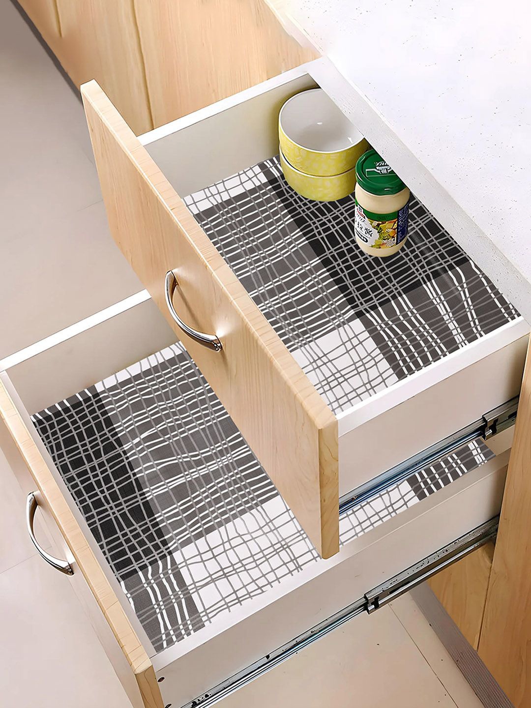 

Kuber Industries Black & White 2 Pieces Printed Shelf Liner Organisers