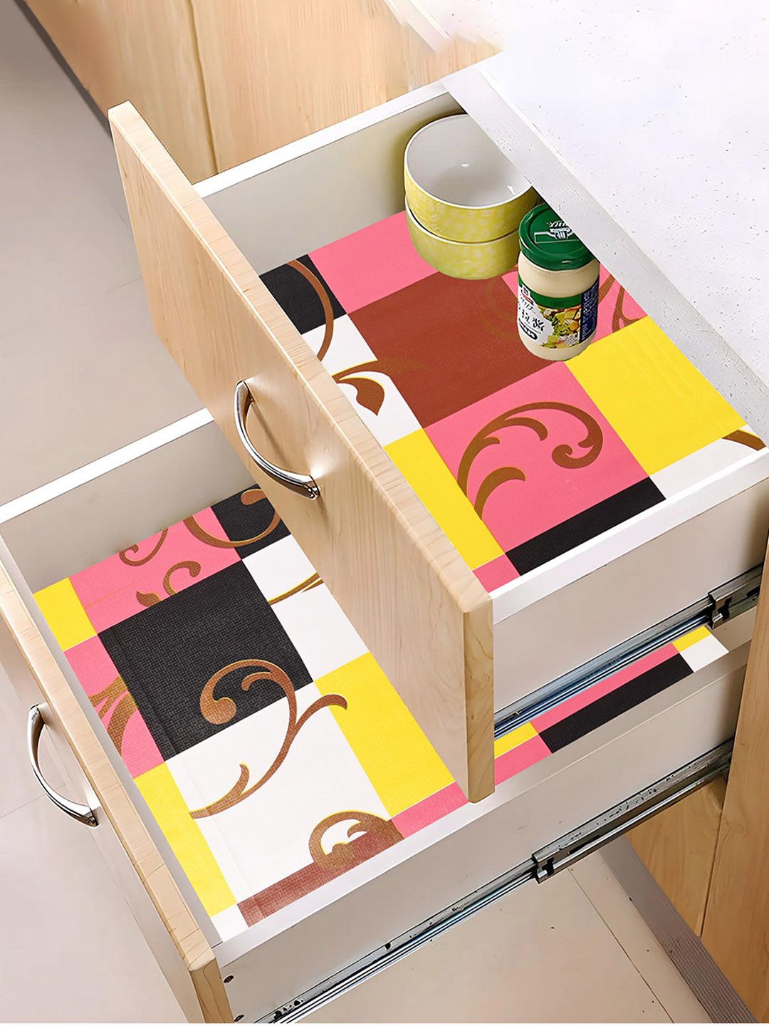 

Kuber Industries Pink & Black 2 Pieces Geometric Printed Shelf Liner Organisers