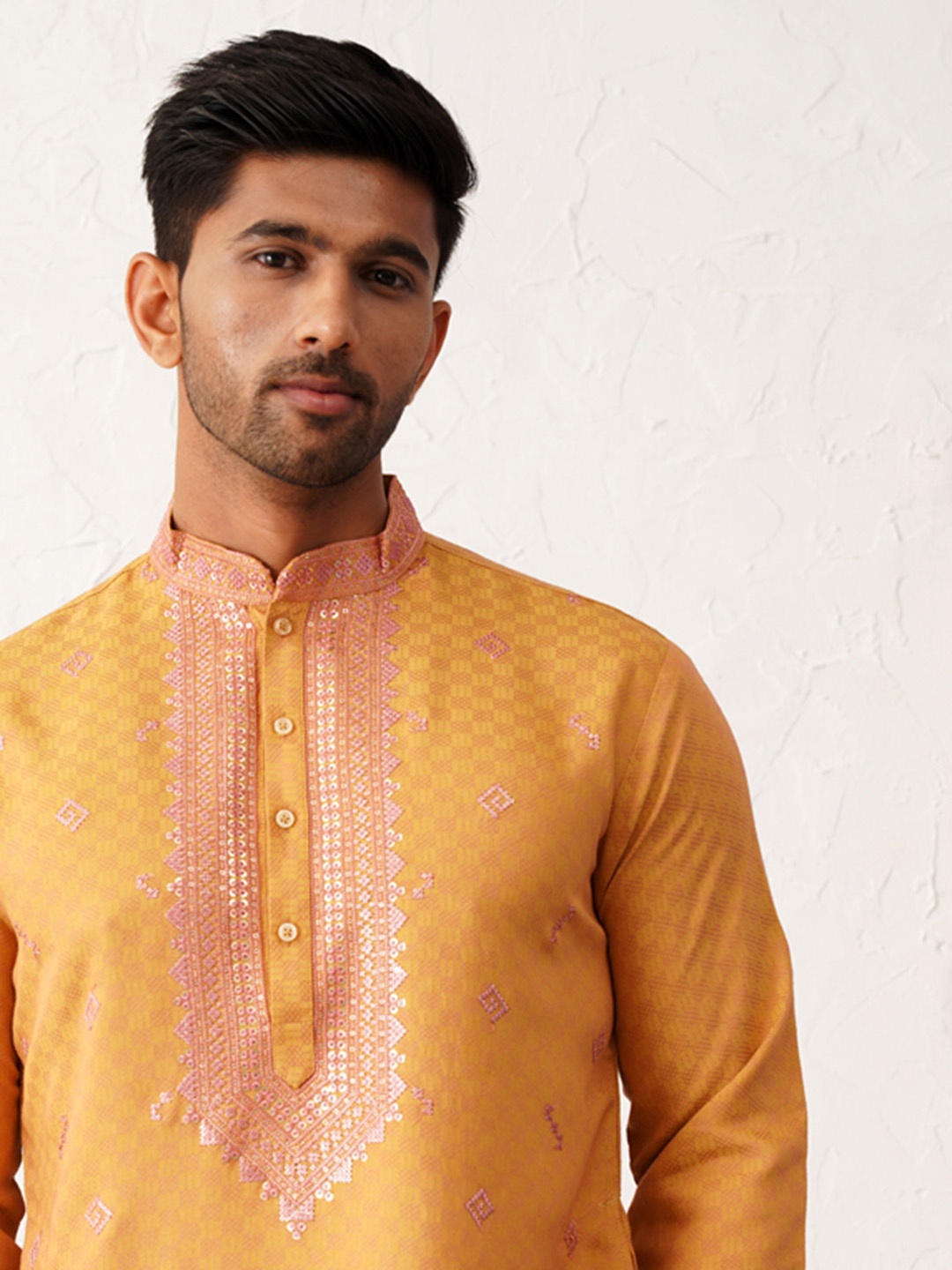 

Jompers Mandarin Collar Geometric Embroidered Sequinned Straight Kurta, Orange