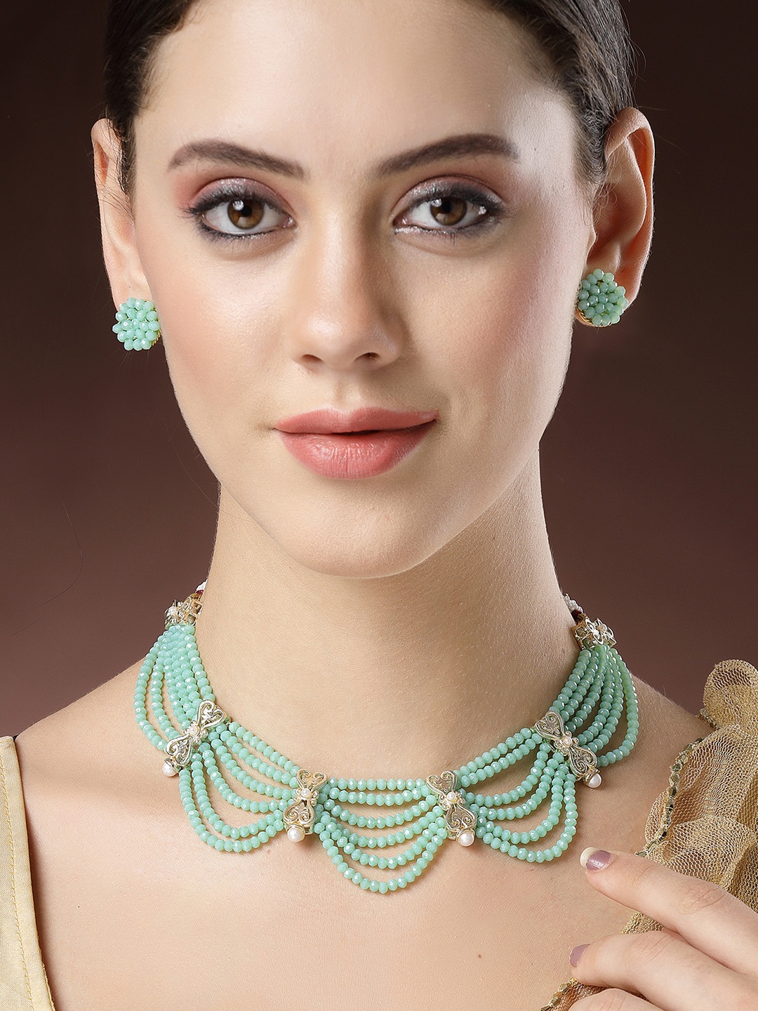 

KARATCART Gold-Plated Crystals Stone-Studded & Pearls Beaded Jewellery Set