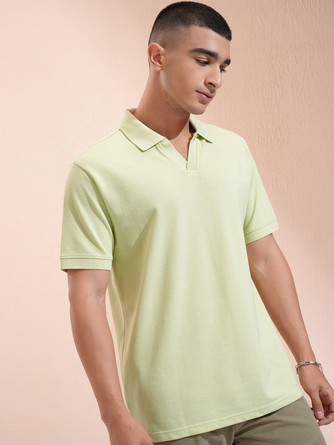 

HIGHLANDER Men Solid Polo Collar Cotton Relaxed Fit T-shirt, Lime green