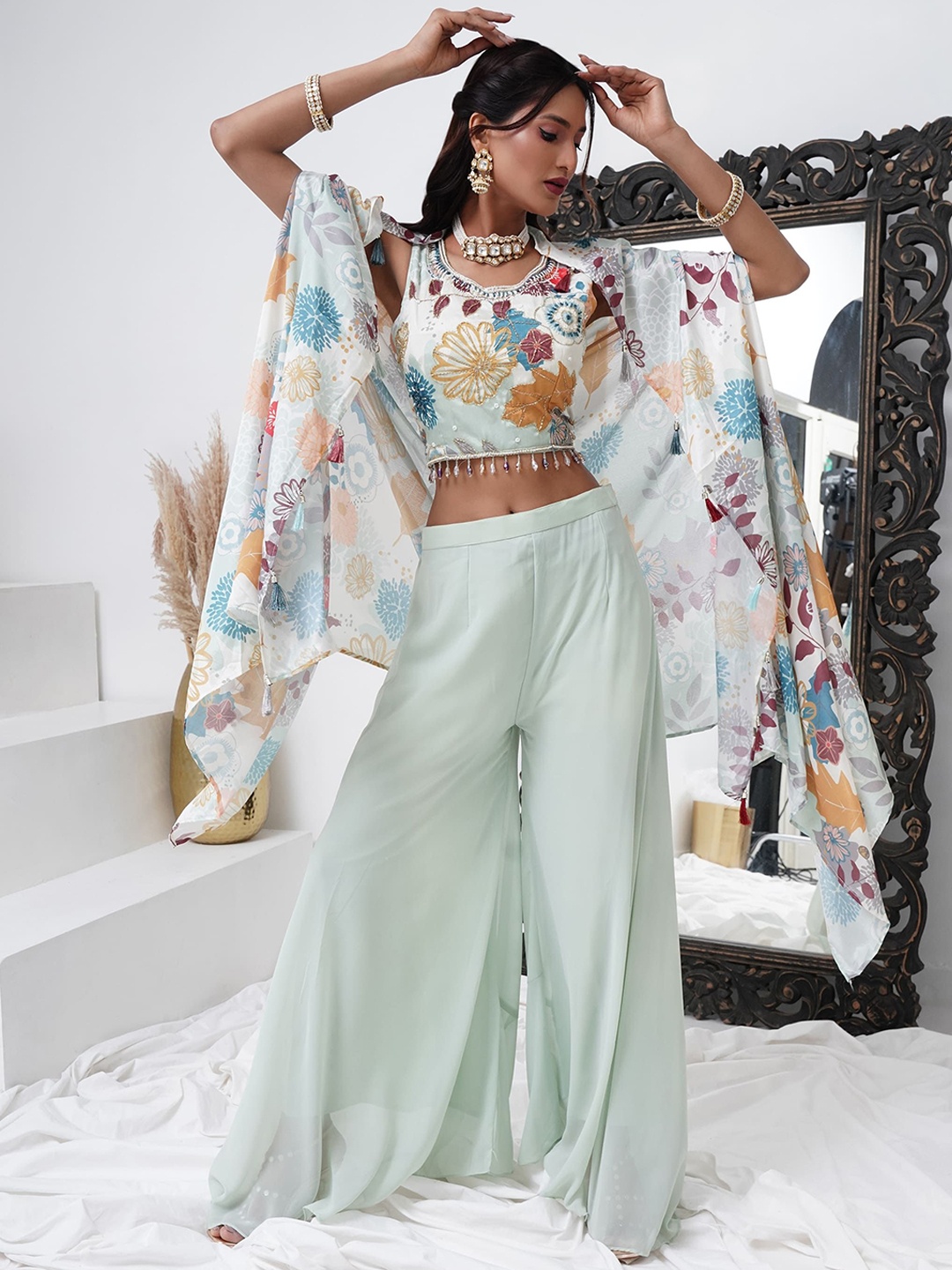 

AMOHA TRENDZ Women Embroidered Crop Top & Palazzo With Shrug Co-Ords, Green