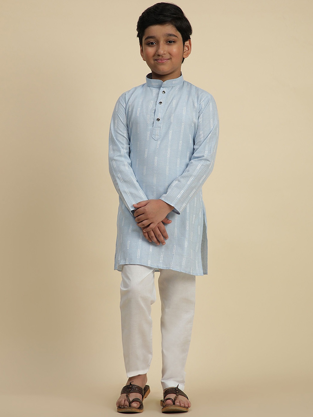 

Pro-Ethic STYLE DEVELOPER Boys Geometric Woven Design Pure Cotton Kurta With Pyjama, Blue