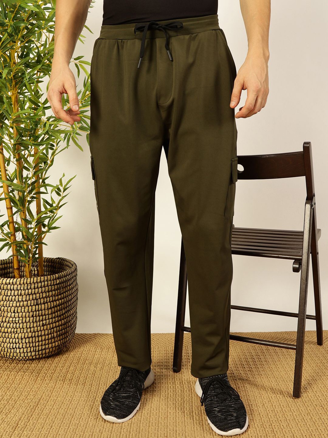 

Thomas Scott Men Mid-Rise Relaxed-Fit Track Pants, Olive