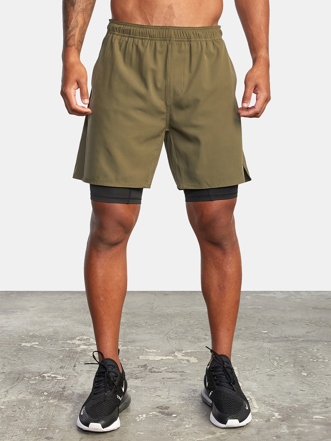 

StyleCast x Revolte Men Solid Mid-Rise Regular Shorts, Khaki