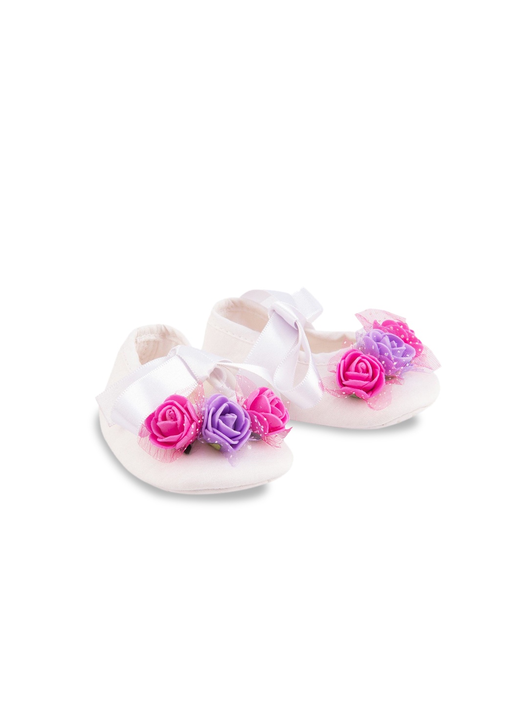 

Daizy Infant Girls flower Booties, White